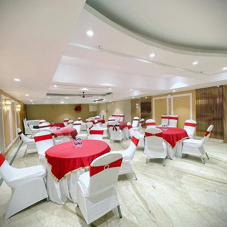 The Orion Express - East Of Kailash New Delhi Exterior foto