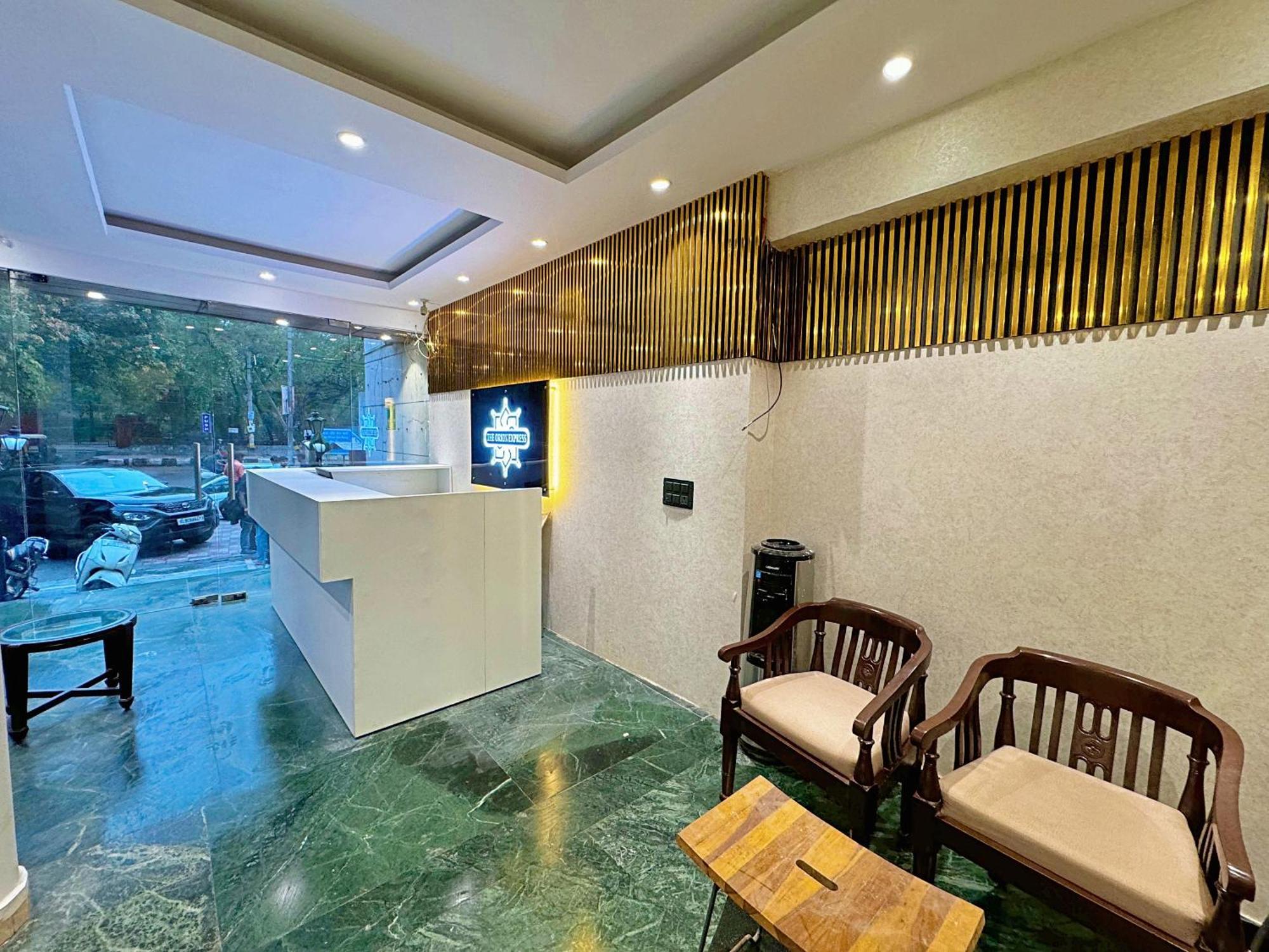 The Orion Express - East Of Kailash New Delhi Exterior foto
