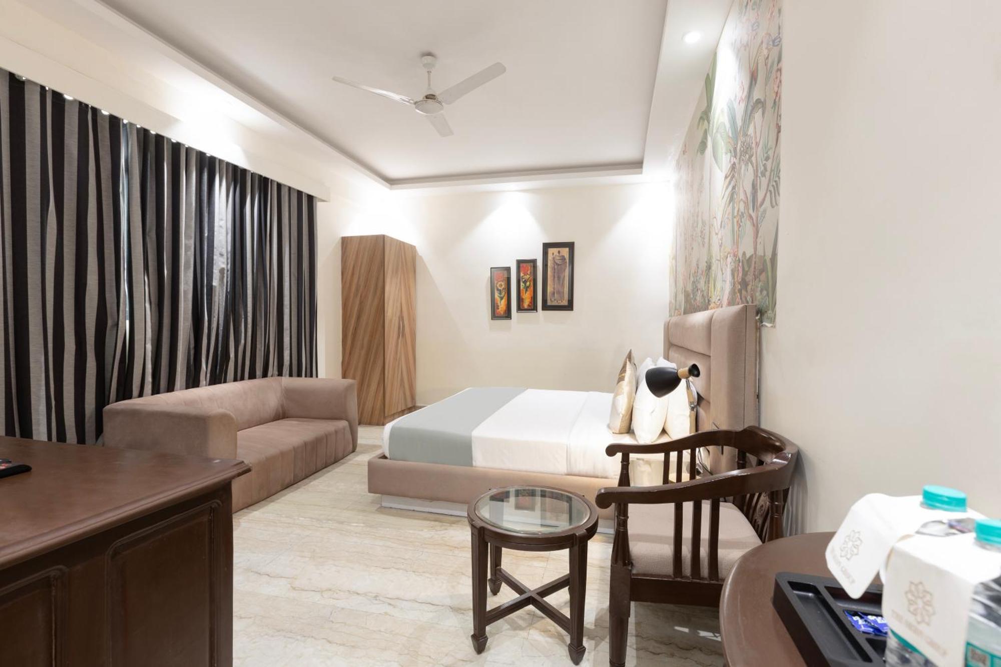 The Orion Express - East Of Kailash New Delhi Exterior foto